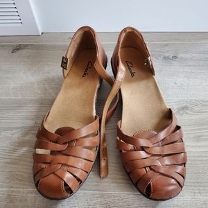 Clarks brown sandals